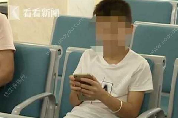 小學(xué)三年級男孩智商130成績卻倒數(shù)，只因得了這種病(1)