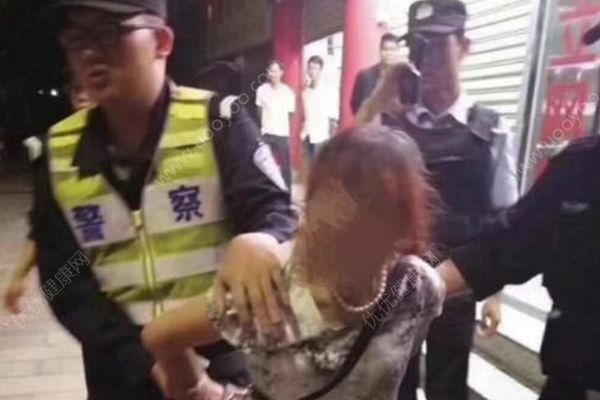 云南5歲女童失聯(lián)9小時，找到時頭發(fā)被剃光衣服被換(1)