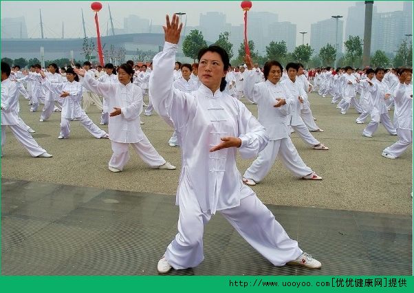 練太極過(guò)量有什么害處？練太極拳的副作用(1)