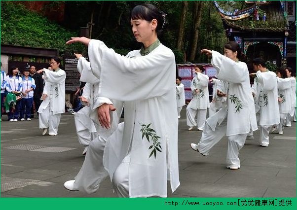 太極拳能治療冠心病嗎？太極拳能練好冠心病嗎？(1)