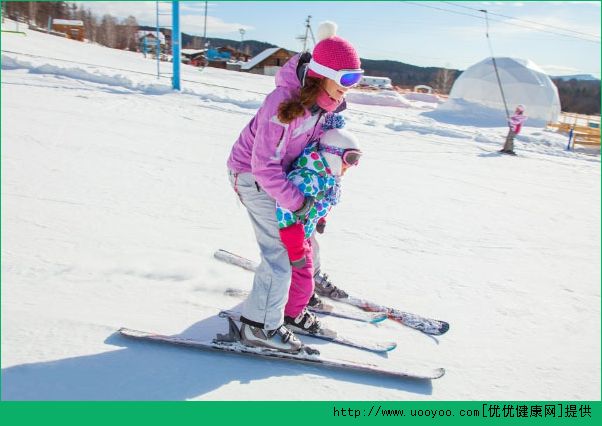 孩子多大可以滑雪？孩子滑雪注意事項有哪些？(3)