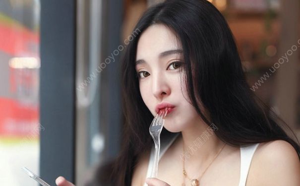 美瞳可以兩個(gè)人戴嗎？美瞳能與別人共用嗎？(1)