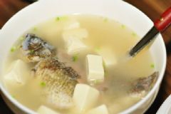 鯽魚豆腐湯如何做？鯽魚豆腐湯的做法是什么？[圖]