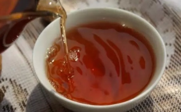 聚寶盆在夏季適合飲用哪些茶呢？聚寶盆飲茶的好處有什么？(1)