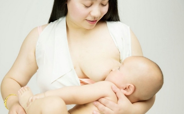 寶寶母乳喂養(yǎng)需要喂水嗎？母乳需要喝水嗎？(1)