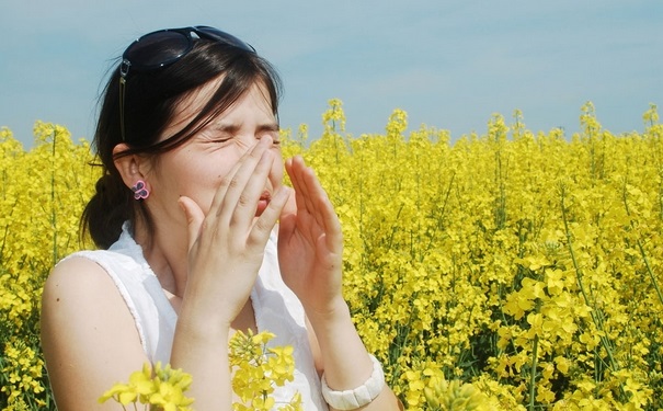 花粉過敏怎樣治療？花粉過敏的治療方法有哪些？(1)