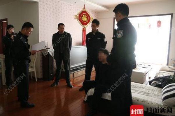 男子占前女友房子兩年不搬走，屯糧一次半月不出門(1)