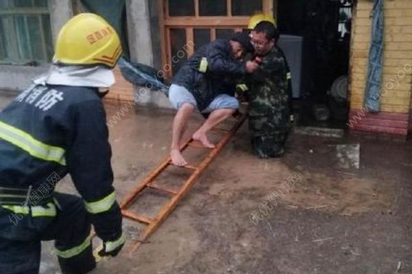 甘肅遭遇強對流天氣暴雨冰雹，已疏散群眾三百多人(2)