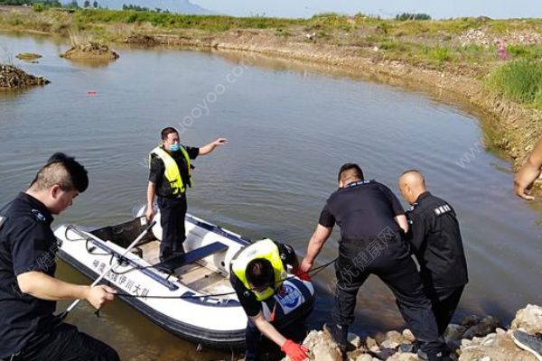 河南三男子黃河捕魚翻船：一人漂到上游山西后生還，兩人遇難(1)