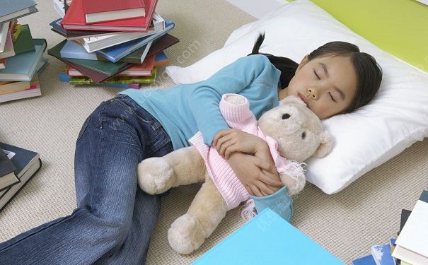 9歲女孩乳房開始發(fā)育正常嗎？9歲女孩胸部開始發(fā)育是為什么？(5)