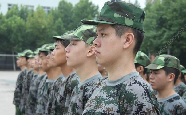 男生軍訓(xùn)要帶什么東西？男生軍訓(xùn)必備物品(2)