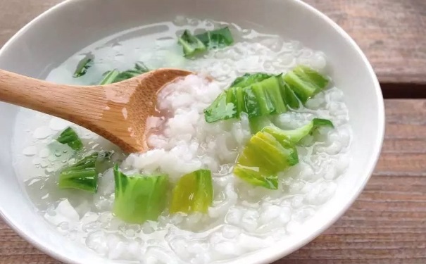 秋燥養(yǎng)肺吃什么？秋燥吃什么食物好？(1)