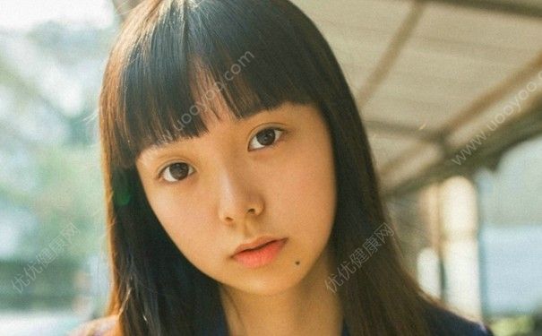 15歲女孩月經(jīng)不正常怎么辦？15歲月經(jīng)不規(guī)律是為什么？(4)