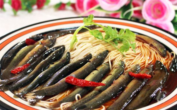 夏季最適合吃哪些魚(yú)？夏季吃魚(yú)對(duì)身體有什么好處？(1)