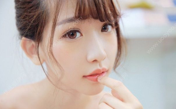 內(nèi)向女生怎么變外向？內(nèi)向女生如何變得外向？(1)