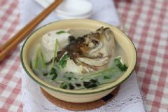 魚(yú)頭豆腐湯怎么做？魚(yú)頭豆腐湯的做法[圖]