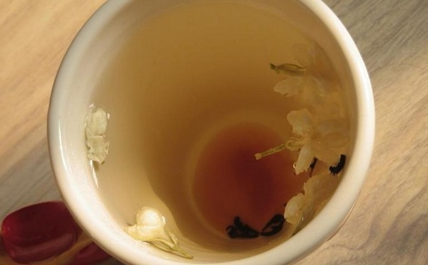 茉莉花茶有什么營養(yǎng)價值？茉莉花茶過量飲用有什么副作用？(1)