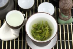 茶葉渣的妙用功效有哪些？茶葉渣還有哪些功效作用？[圖]