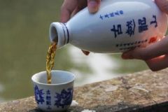 黃酒有什么營養(yǎng)功效？喝黃酒有什么好處？[圖]