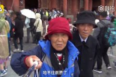 80歲金婚老人重度蜜月，全程自拍秀恩愛，晚年該怎樣享受生活？[多圖]