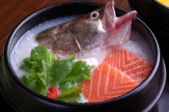 鯉魚(yú)大米粥怎么做好吃？鯉魚(yú)大米粥的做法？[圖]