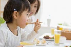 孩子不宜常吃哪些食物？哪些食物小孩不宜多吃？[圖]