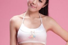 16歲女孩的乳房發(fā)育的怎么樣？16歲女生的胸是什么樣的？[圖]