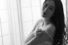 18歲女孩胸部一大一小正常嗎？18歲女生胸一大一小怎么辦？[多圖]