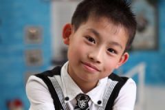 10歲男孩身高體重標(biāo)準(zhǔn)是多少？10歲男孩正常身高體重是多少？[多圖]