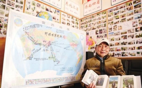 83歲老人9年游覽24個國家，有時候直到回來才讓兒子知道(1)