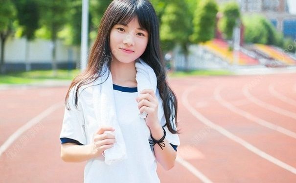 女生18歲胸部一般多大？18歲女生怎么讓胸變大？(4)