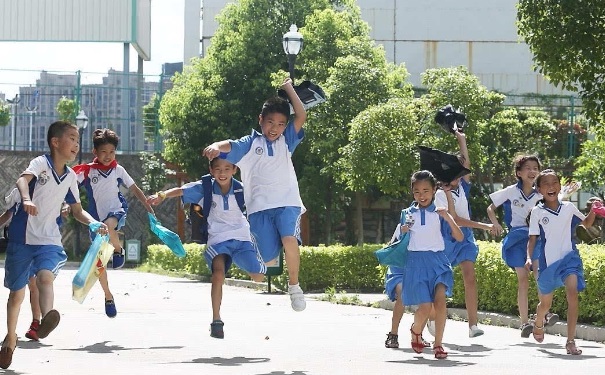 暑假如何照看好孩子？暑假孩子怎么照看？(1)