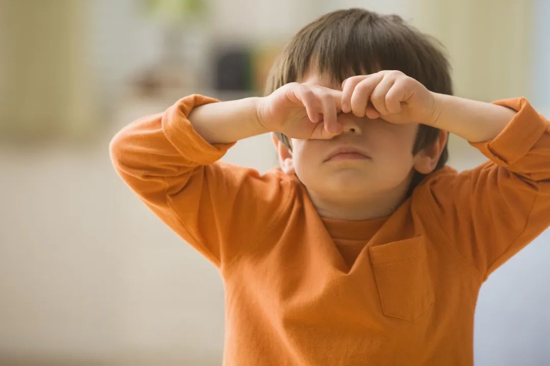 合肥愛爾專家科普：孩子總是眨眼，不一定是近視，可能是干眼癥…